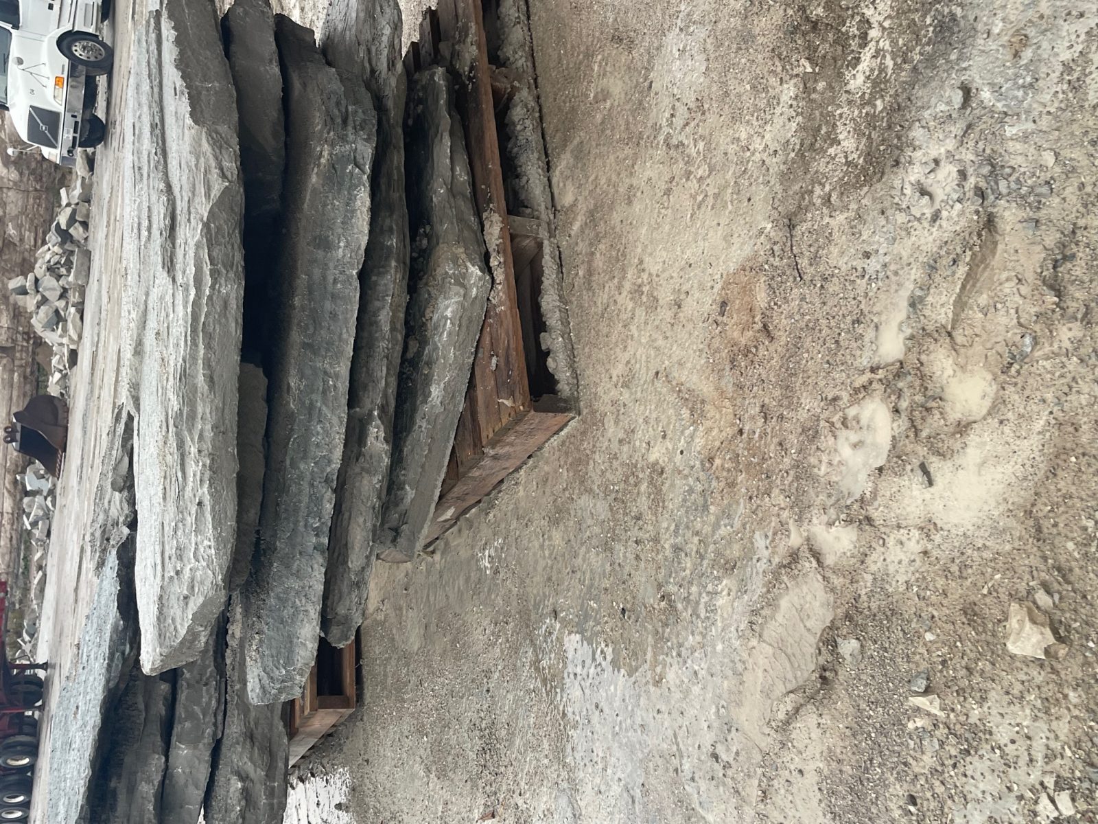 Flagstone Slab Pallet — Natural Stone Source Ontario