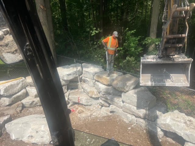 Wall Build Crew — Natural Stone Source Ontario